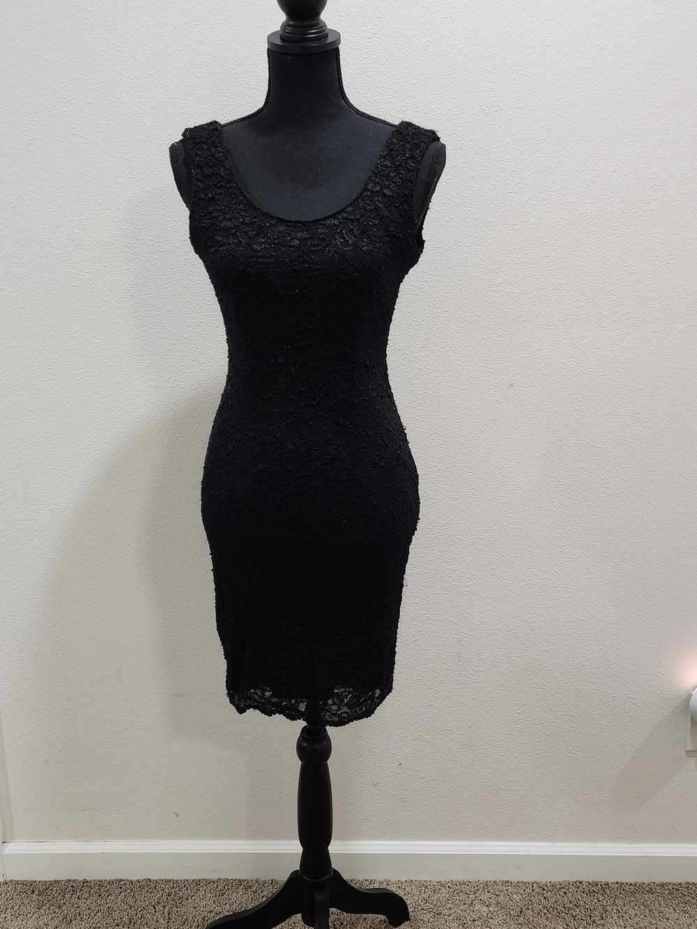 Elegant Black Lace Stretch Sleeveless Mini Dress
